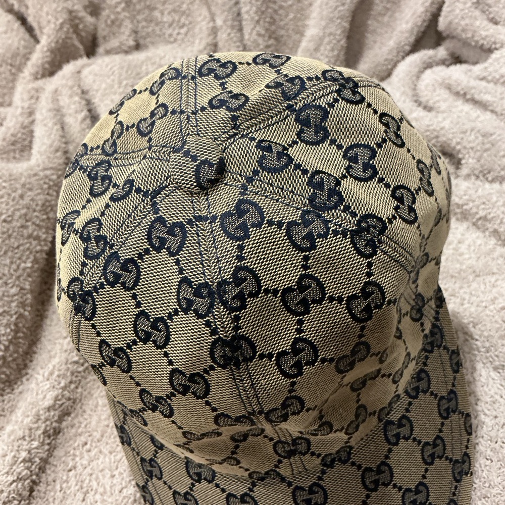 NWOT Gucci Beige and Black Patterned Cap, Size M - Picture 4 of 6